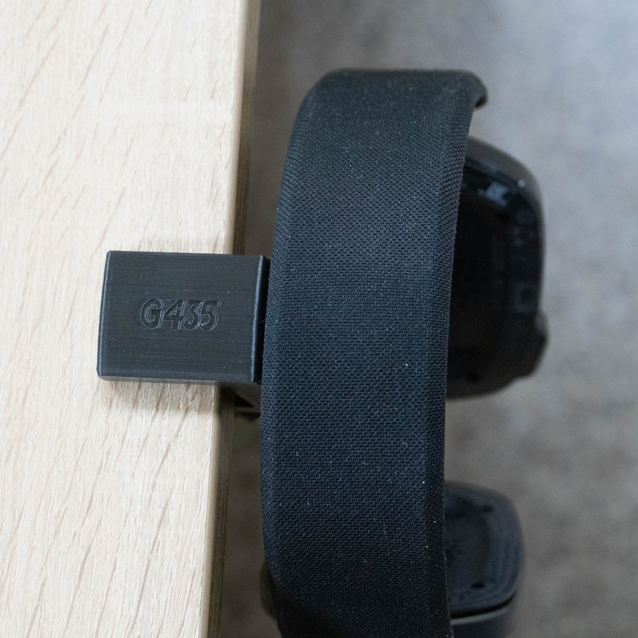 Тримач для навушників Logitech G435 Чорний / Кріплення-затискач під навушники на стіл