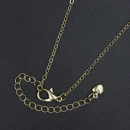 Кольє жіноче золотистого кольору з кулоном буквою і висулькою перлиною з білими камінчиками довжина 55 см, фото 2