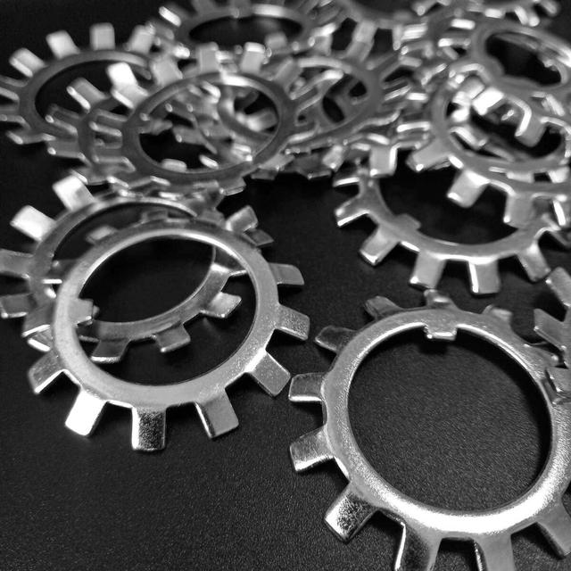 шайбы стопорные