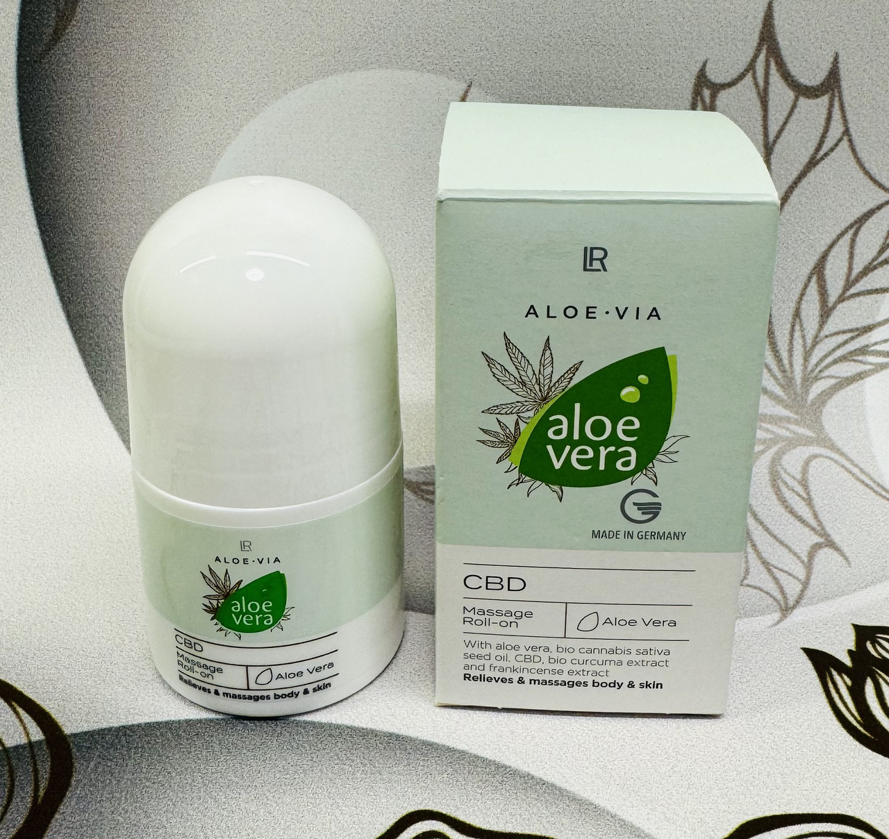 Ролик з коноплею проти болю м'язів LR Aloe Vera CBD Massage-roll-on