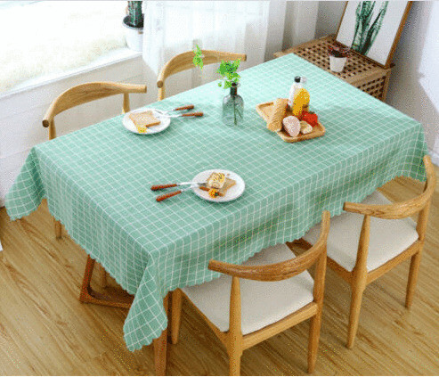 Скатертина на стіл водовідштовхувальна ПВХ 137*152 см. Клітка Зелена