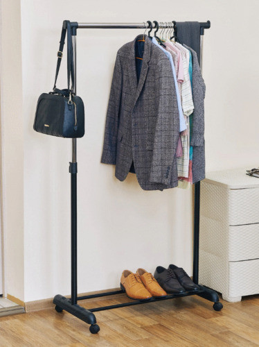 Стійка, вішалка розсувна на колесах