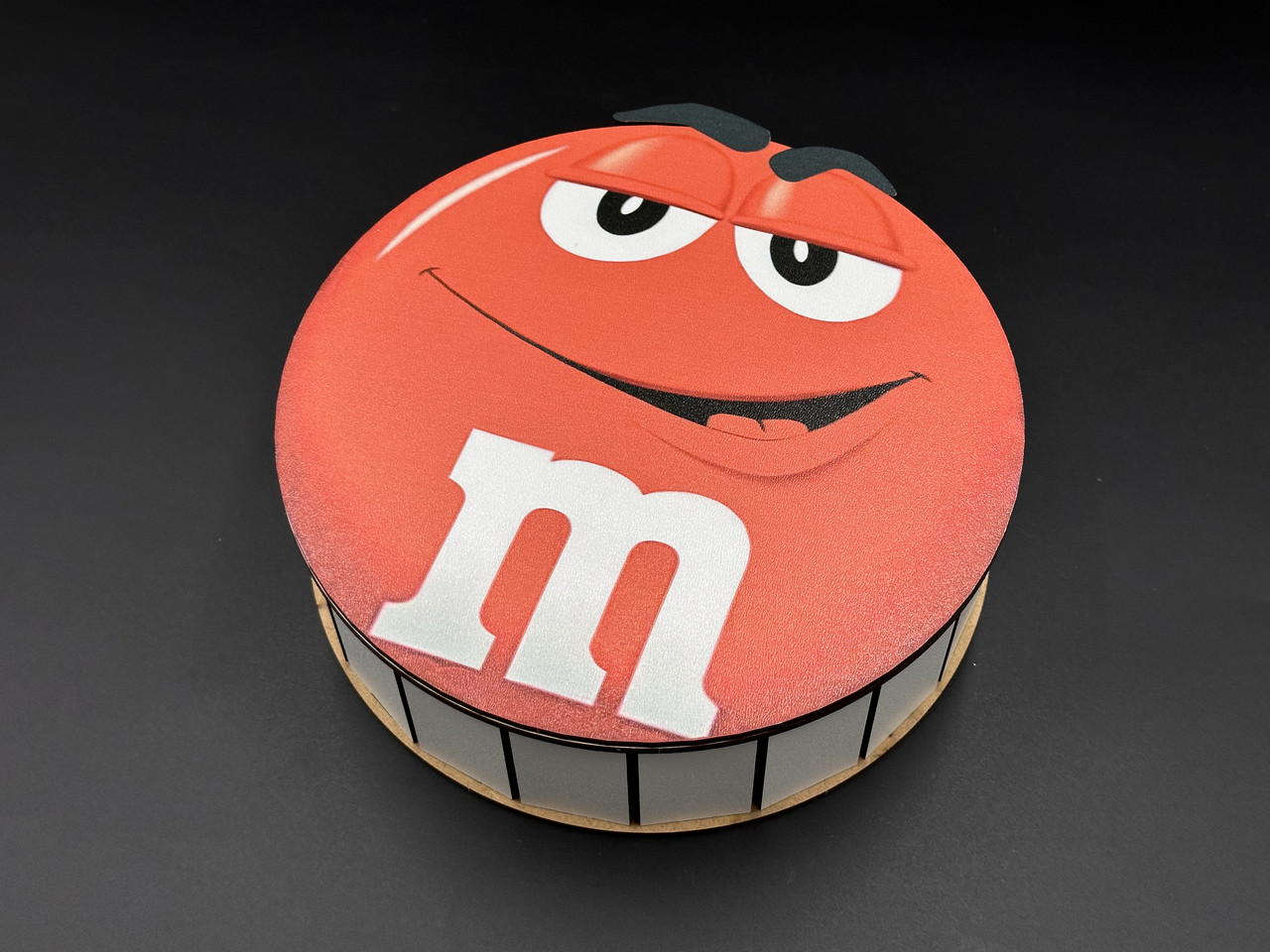 Подарункова шкатулка. M&M’s. Червоний колір. 20х6см