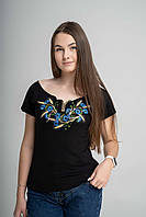 Женская вышитая футболка с широкой горловиной "Васильки и колосья"