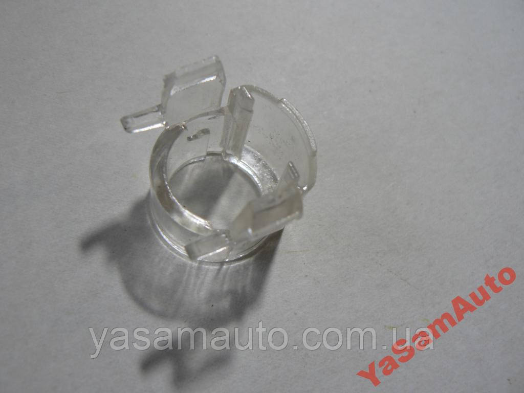 Патрон ВАЗ 2110 - 3716104 Фонаря Заднего Одинарный Пластик Димитровград ...