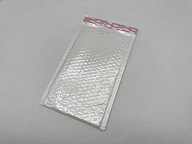 Конверт Поштовий 15×22+4 Бандерольний з повітряним прошарком і відривною стрічкою. Колір білий