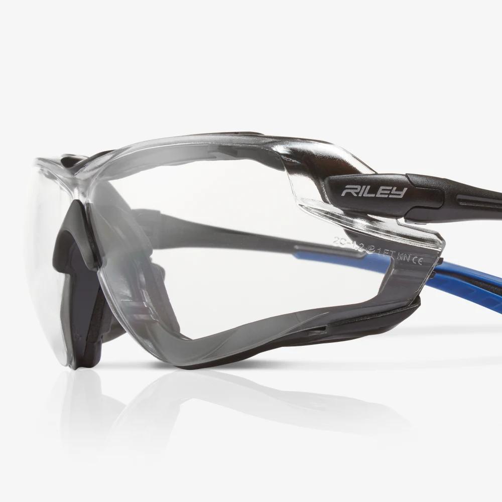 Захисні окуляри Riley Quadro відкритого типу з ремінцем. Полікарбонатне скло.