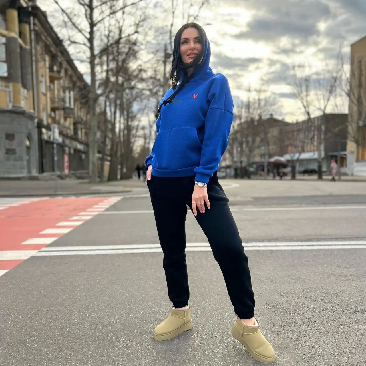 Жіночий спортивний костюм штани утеплені на флісі, худі з капюшоном у кольорах, фото 1