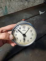 Годинник будильник механічний настільний годинник будильник СРСР