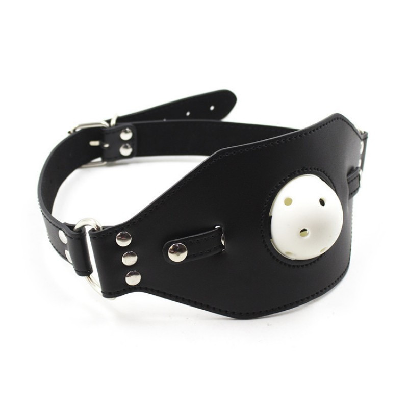 Дихаючий кляп кулька з отворами та ремінцем для рольових ігор бдсм, Чорний