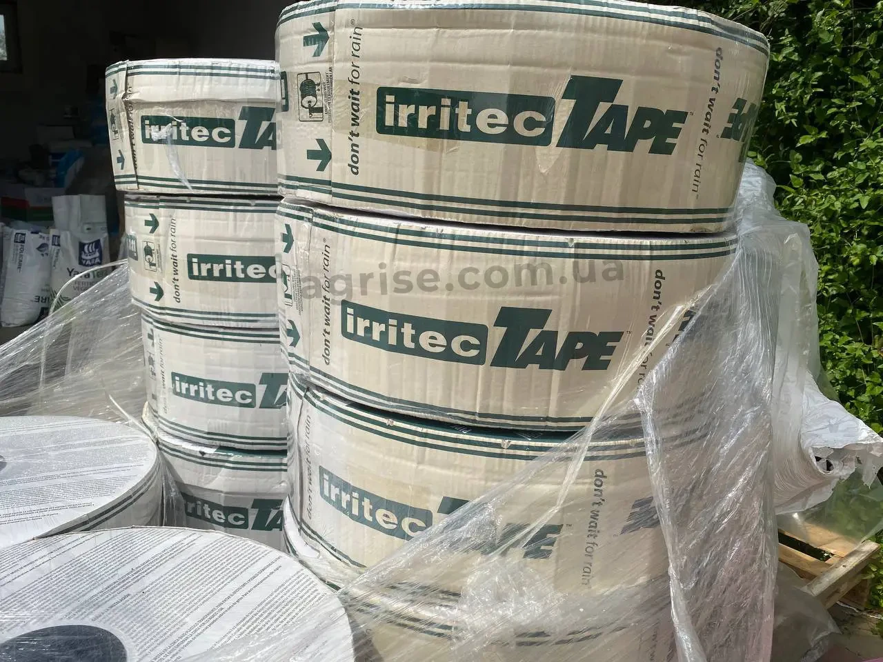 Крапельна стрічка Irritec Tape (Ірітек) 6mm 15 см 3050 м