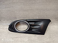 Решітка накладка заглушка туманки ПТФ переднього бампера ліва VW Golf 6 (2008-2013) 1K9853665