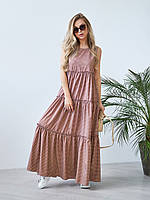 Бежевое ярусное платье-трапеция в горошек из софта без рукавов макси