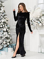 Черное велюровое платье с драпировкой и разрезом, размер M