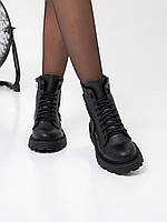 Теплые черные ботинки с объемной вставкой, размер 37