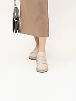 Бежевые кожаные кеды на липучках, размер 40
