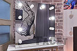 Велике настільне гримерне безрамкове дзеркало на підставці для макіяжу Крістель з лампочками 100х82 см, фото 5