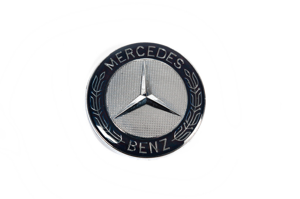 Знак Мерседеса на капот (кріплення) для Mercedes Vito / V-class W447 2014-2024 рр