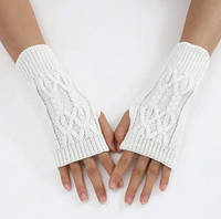 Перчатки без пальцев белые вязаные