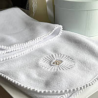 Теплые крыжмы для крещения белая с помпонами и вышитым крестиком на флисе Крестильное полотенце крещение белое