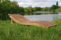 Шезлонг лубовий (лежак ХВИЛЯ) для тераси, саду та дачі, виконаний зі 100% дубу - Садові дачні меблі