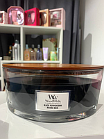 Ароматическая свеча с ароматом пряного перца Woodwick Ellipse Black Peppercorn 453 г