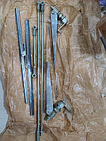 Элементы стеклоочистителя пневматического на ЗИЛ-131 (щетки, рычаги, тяги) СССР
