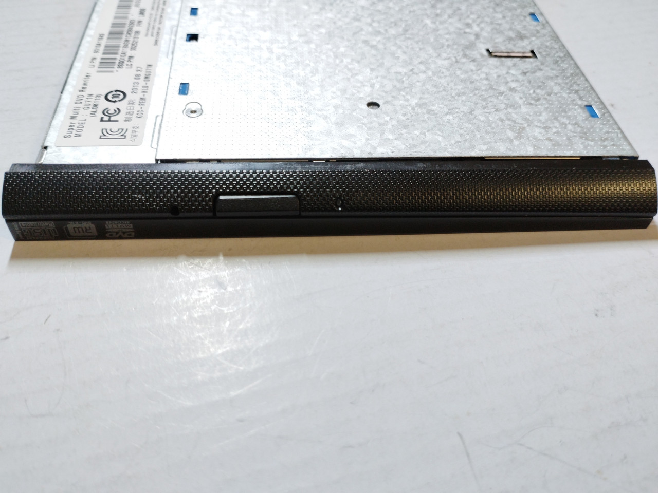 Lenovo Ideapad S510P LS51P Корпус Заглушка DVD-приводу 60.4L202.001 б/у