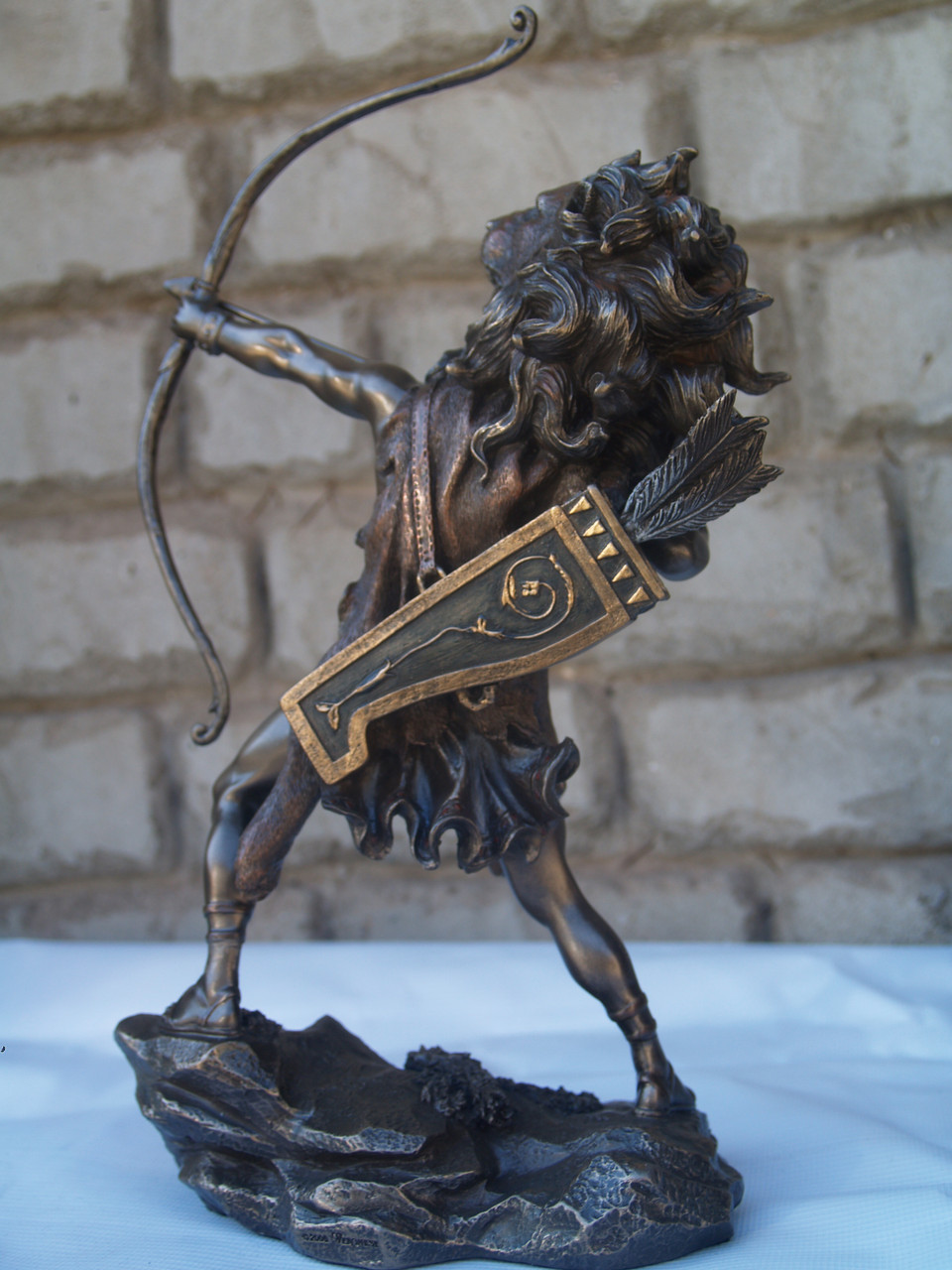 Статуэтка Veronese Геракл на охоте -символ мужества 29 см 73237 бронзовое покрытие полистоуна - фото 3 - id-p225982671