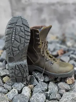 Берці тактичні зимові на хутрі олива / Військове взуття утеплене хутром Олива