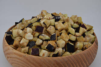 Баклажан кубиками заморожені, мінімальна фасування для замовлення 2,5 кг, у ящику 10 кг