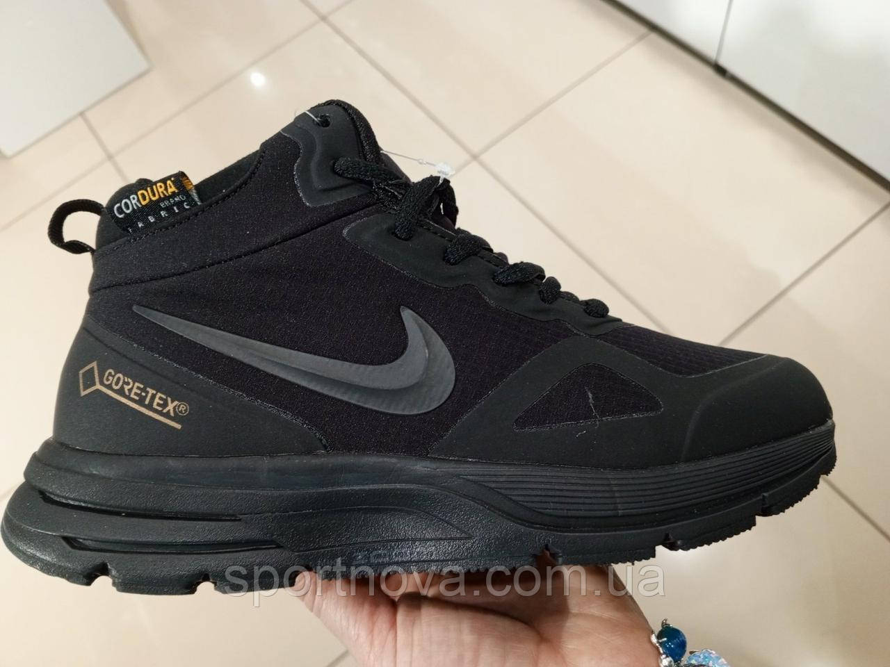Жіночі підліткові зимові кросівки Nike водовідштовхувальна тканина з хутром чорні із сірим р 36-41
