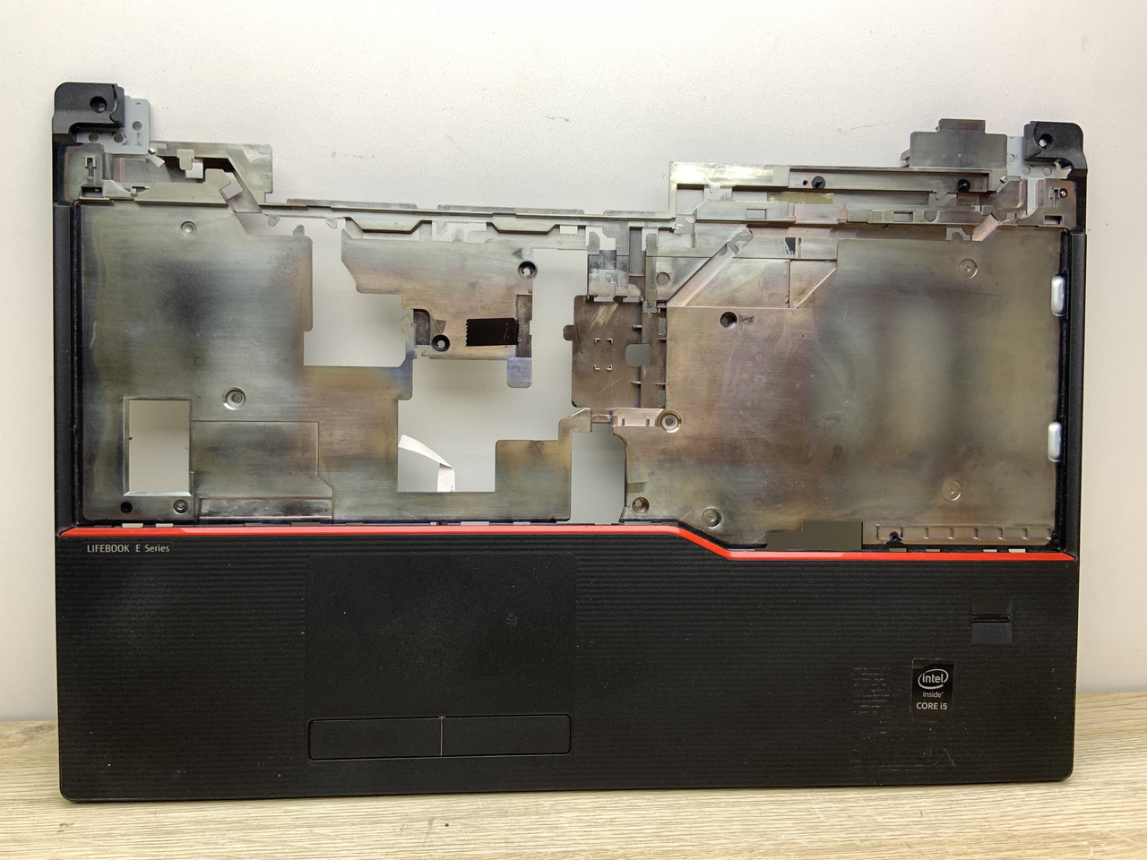 Fujitsu Lifebook E554 Корпус C (топкейс, середня частина) 4A б/у, фото 1