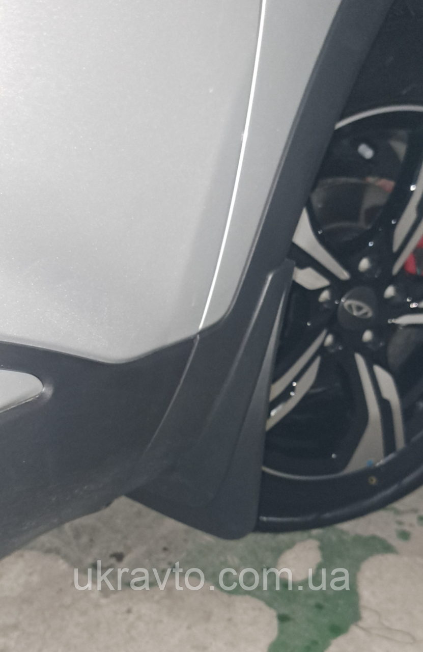 Бризковик передній правий Chery Tiggo 4, Tiggo 4 PRO 2019+
