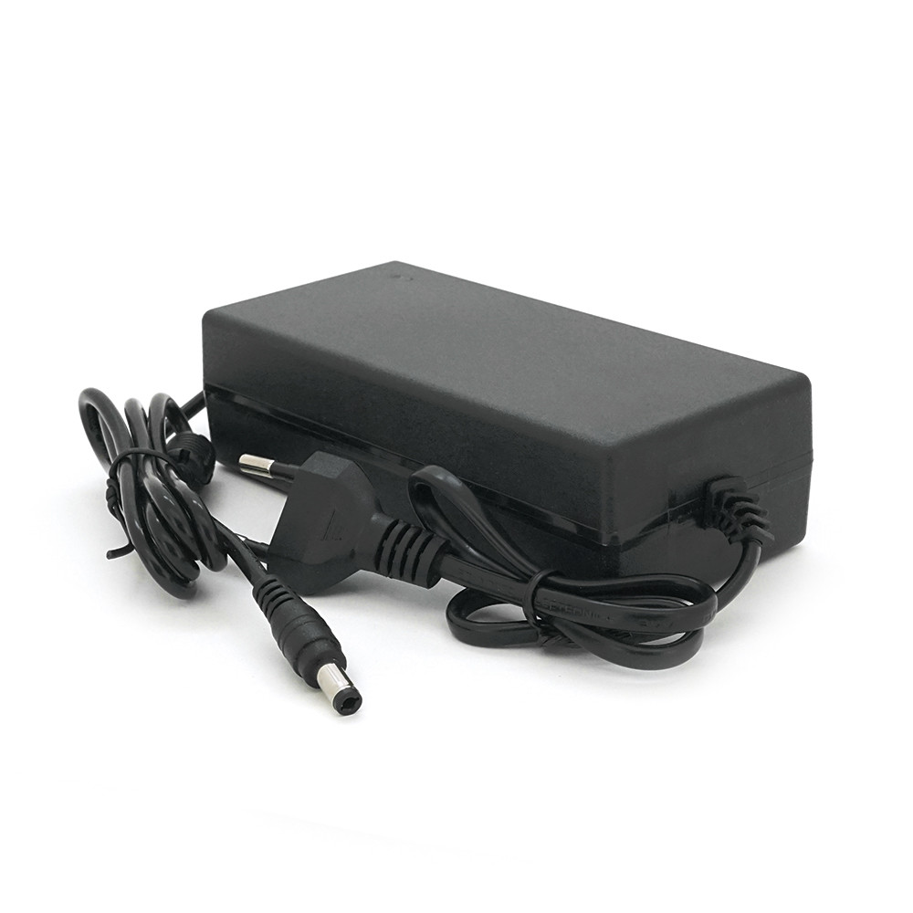 Імпульсний адаптер живлення YM-0550 5 В 5 А (25 Вт) штекер 5.5/2.5 + кабель живлення довжина 0,9 м