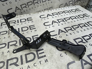 Кронштейн блока ABS Subaru