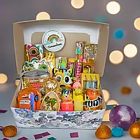 Подарок Sweet Box для детворы, Набор вкусностей для ребенка, Сладкий бокс для малышей