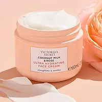 ВЗВОЛОЖИВАЮЩИЙ КРЕМ ДЛЯ ОБЛИЧЧКА COCONUT MILK & ROSE ОТ VICTORIA'S SECRET