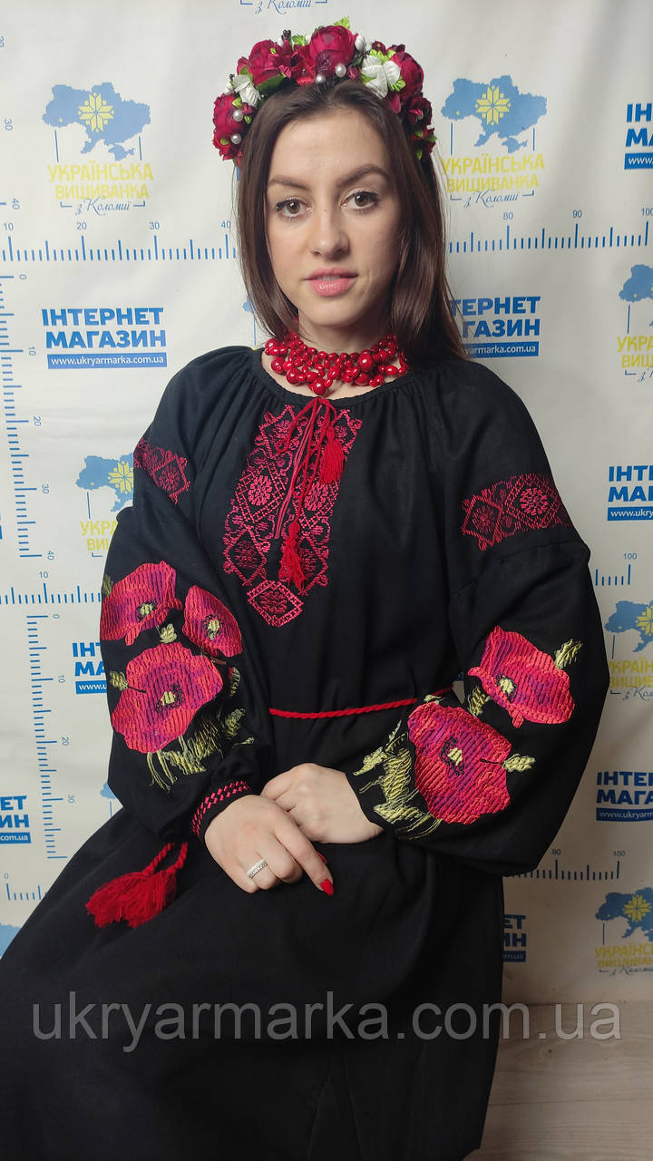 Модна вишита сукня "Маків жар"  художня гладь