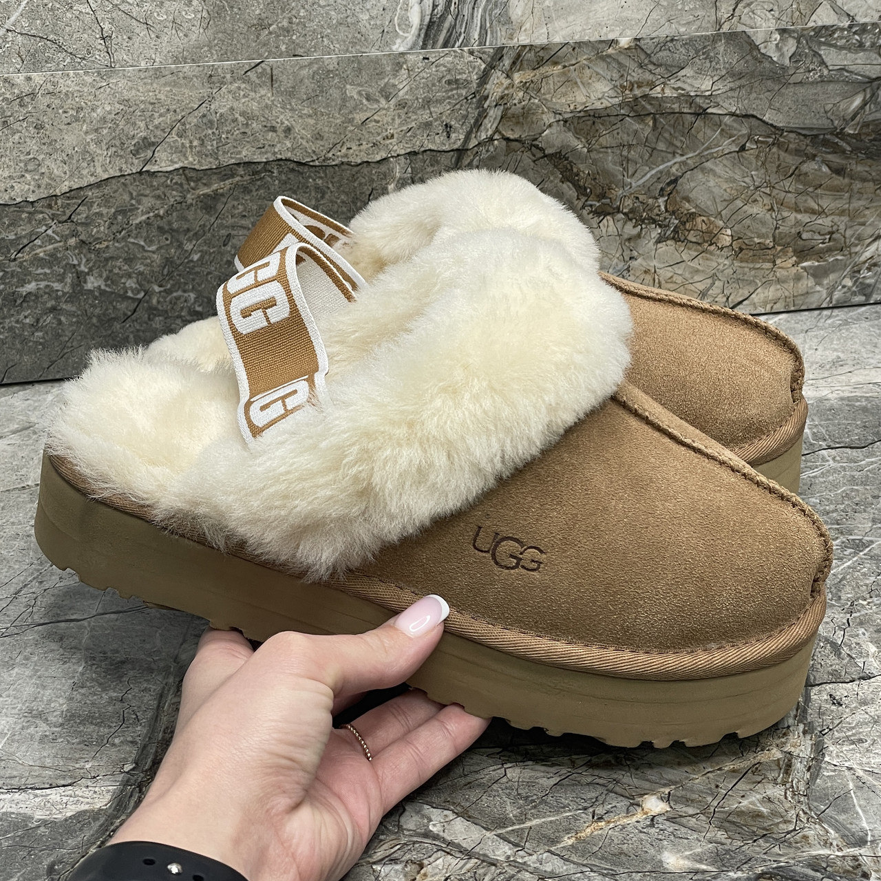UGG(アグFunkette Взуття жіноче W FUNKETTE-CHE - купить ➢ официальный сайт