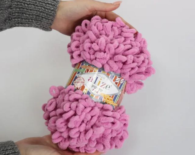 пуфі файн пряжа з петлями