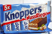 Вафлі Кноперс Сторк з Фундуком Knoppers Storck Nussriegel 200 г Німеччина