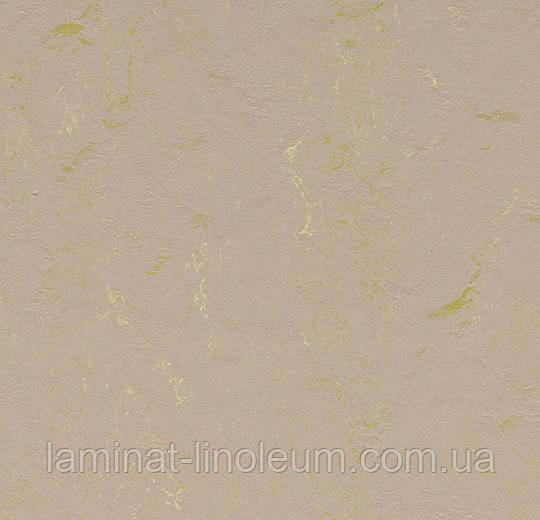 Натуральний лінолеум marmoleum sport 83715