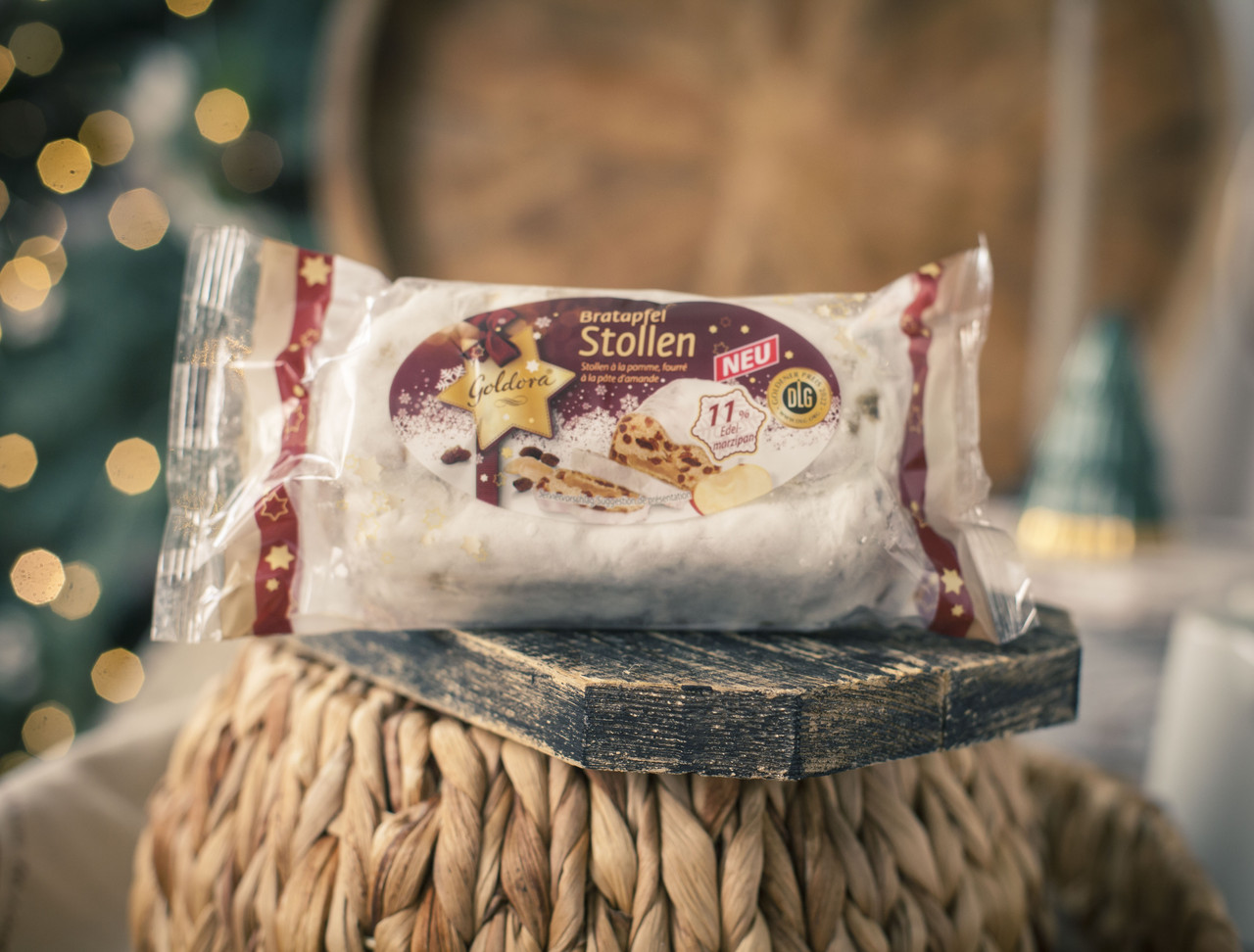 Штолен з родзинками, яблуком та марципаном 200 гр. Німеччина, фото 1