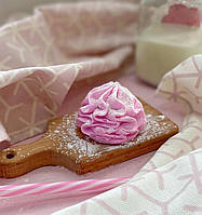 Мило ручної роботи зефірка рожевого кольору у преміальній деревяній упаковці