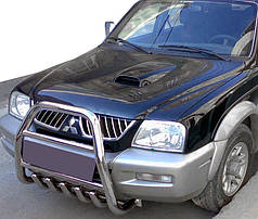 Кенгурятник QT007 нерж. для Mitsubishi L200 1996-2006 рр