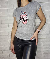 Жіноча футболка з яскравим принтом, 42-46 розмір. Колір СІРИЙ