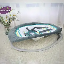 Шезлонг-качалка Mastela 6915 (вібро режим, музика, підвісні іграшки), фото 3
