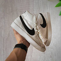 Стильні кросівки Nike Blazer Mid 77 white 36-44