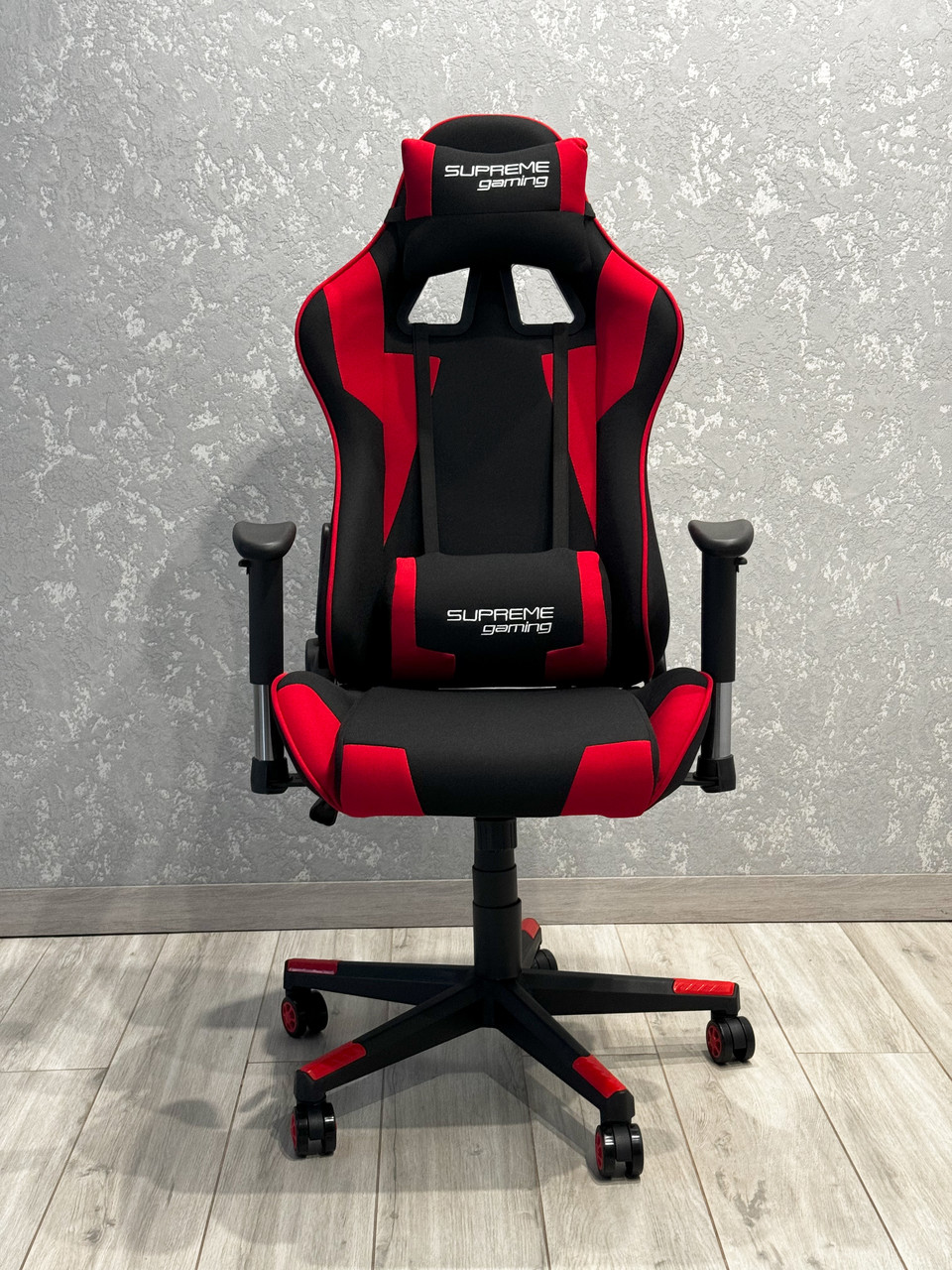 Крісло геймерське Supreme Gaming чорно-червоне ігрове, фото 1